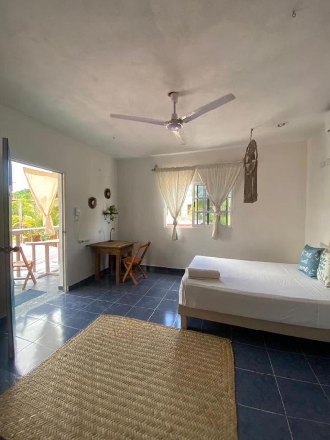 Barco Verde Hostel Isla Holbox Kültér fotó